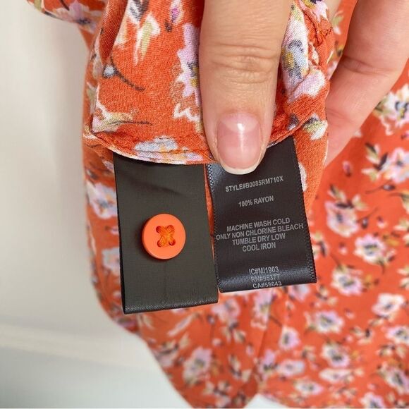 SANCTUARY | floral sleeveless blouse - Picture 7 of 9